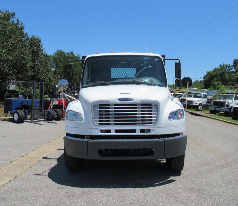 2016 Freightliner BUSINESS CLASS M2 106 - 2