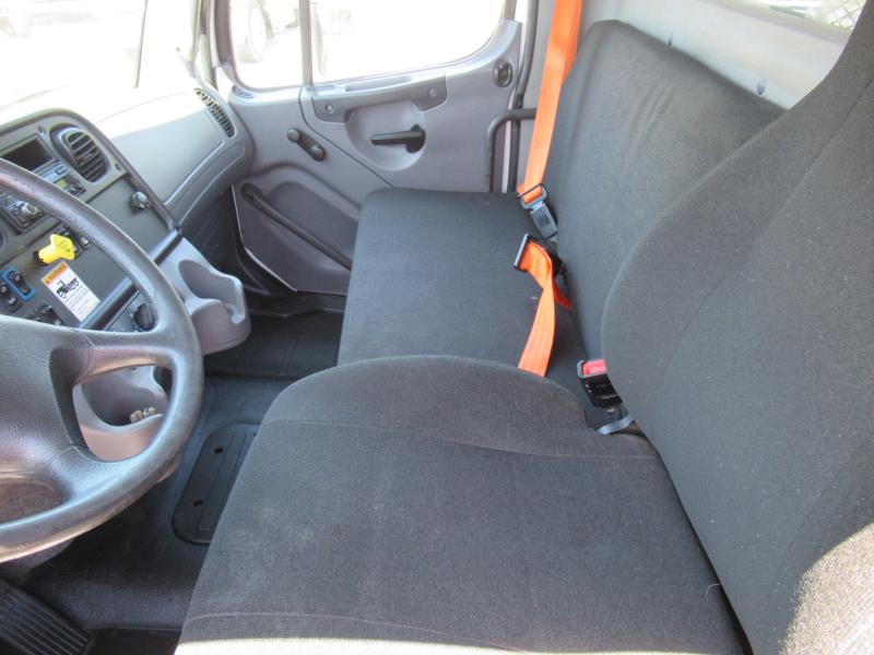 2016 Freightliner BUSINESS CLASS M2 106 - 10