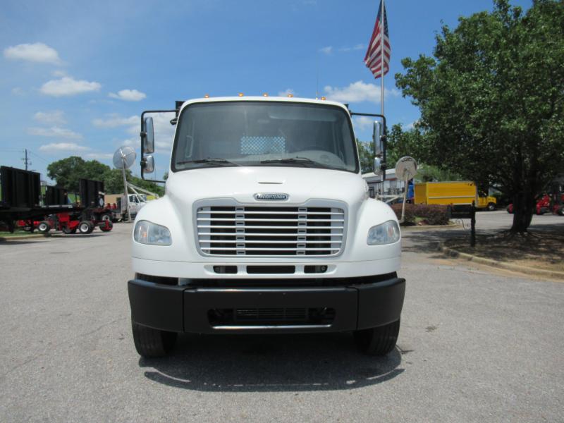 2017 Freightliner BUSINESS CLASS M2 106 - 7