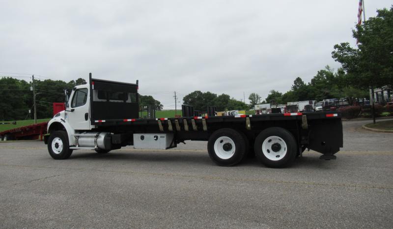 2017 Freightliner BUSINESS CLASS M2 106 - 6