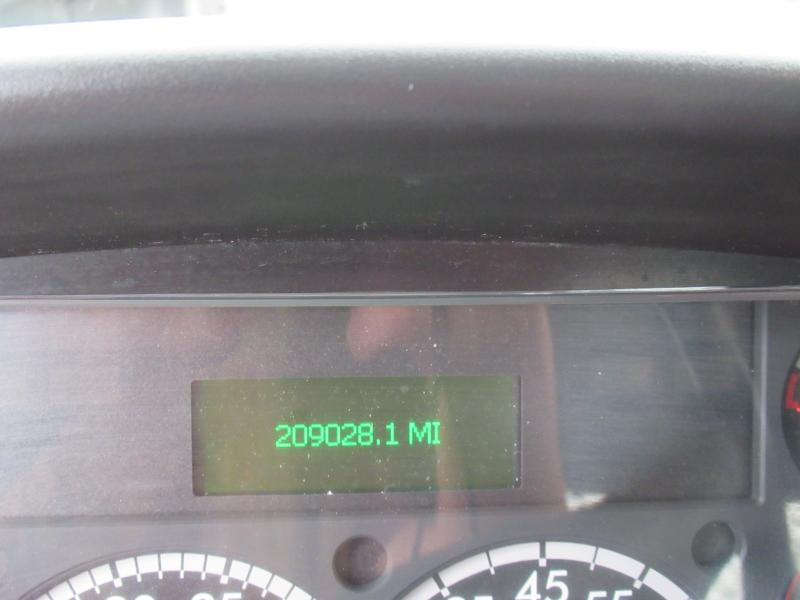 2017 Freightliner BUSINESS CLASS M2 106 - 14