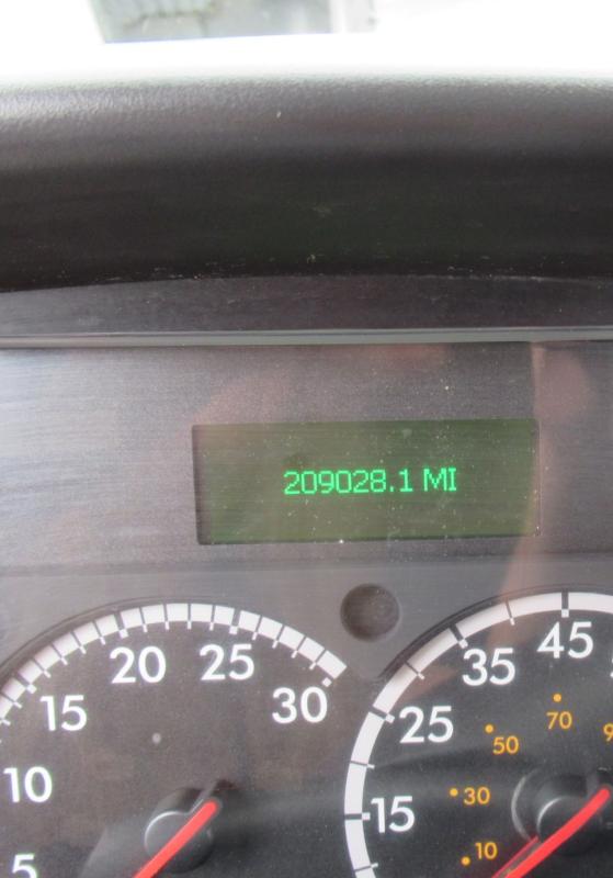 2017 Freightliner BUSINESS CLASS M2 106 - 18