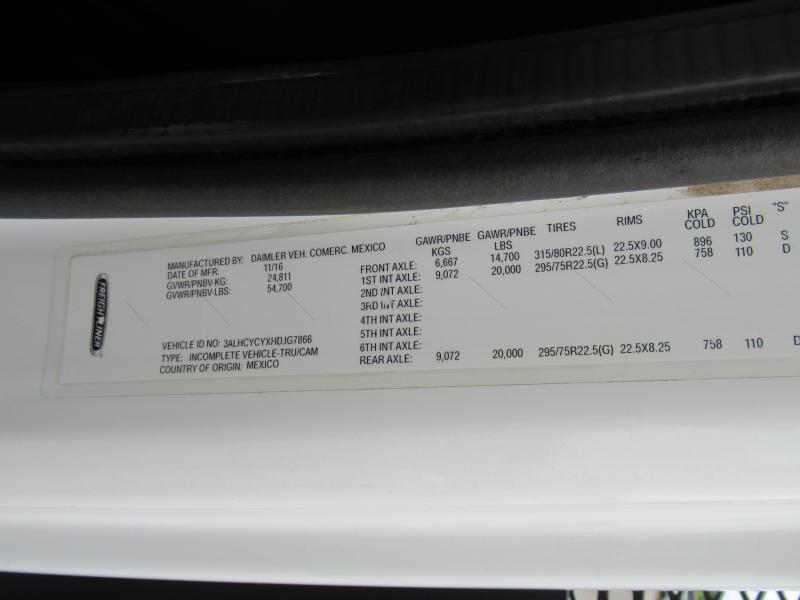 2017 Freightliner BUSINESS CLASS M2 106 - 19