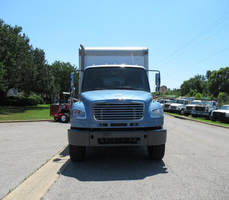 2016 Freightliner BUSINESS CLASS M2 106 - 2