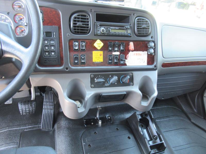 2016 Freightliner BUSINESS CLASS M2 106 - 11