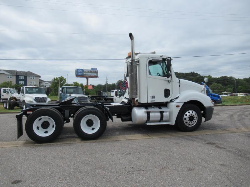 2006 Freightliner Columbia 120 - 11