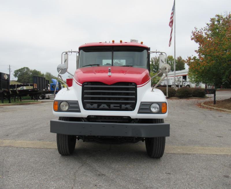 2006 Mack CV713 - 2