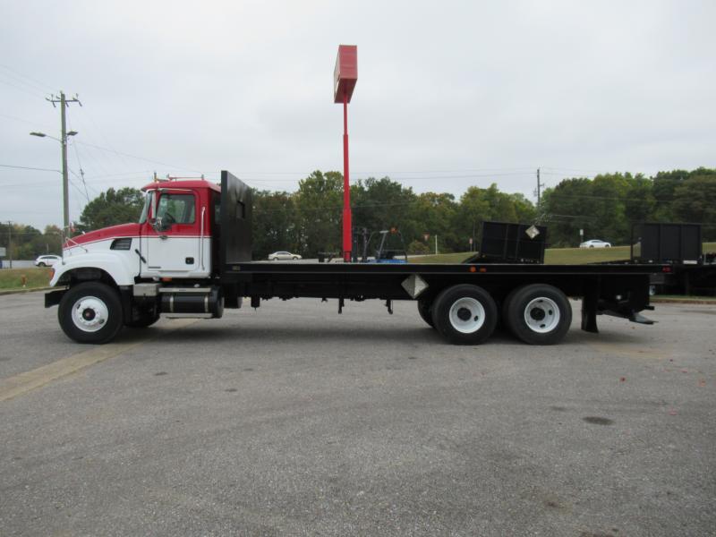 2006 Mack CV713 - 5