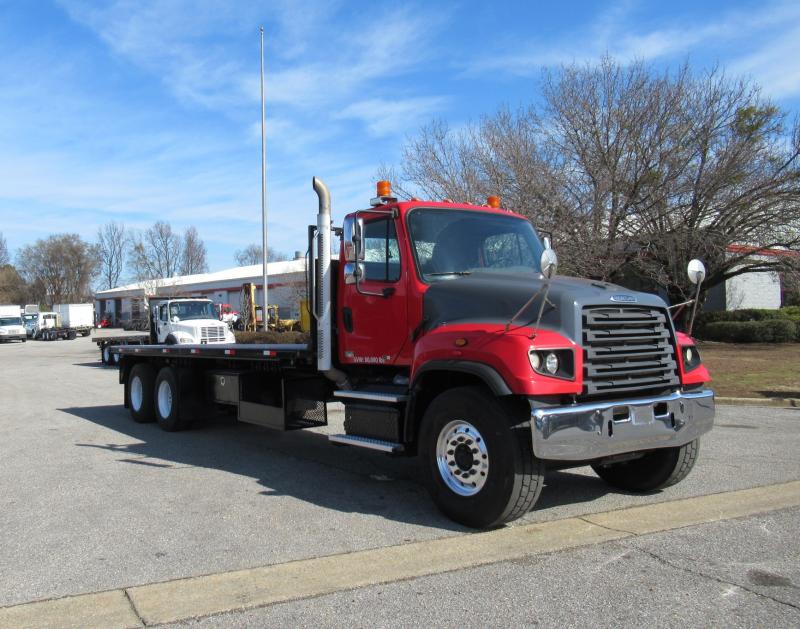 2014 Freightliner 114SD - 3