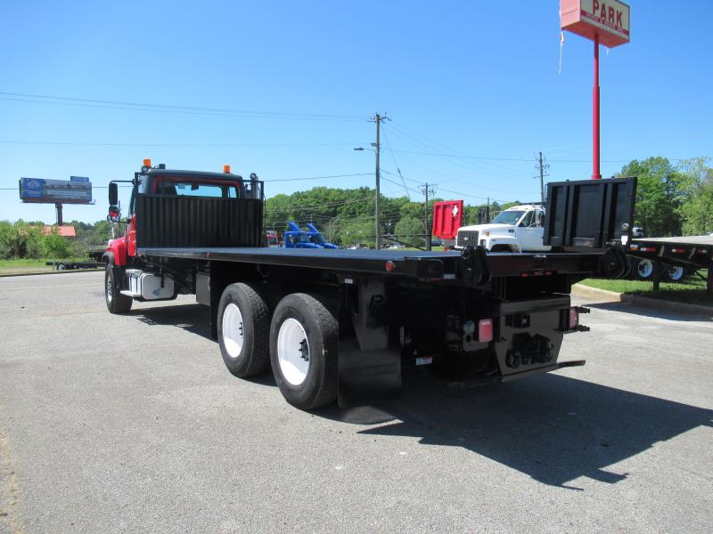 2015 Freightliner 114SD - 12