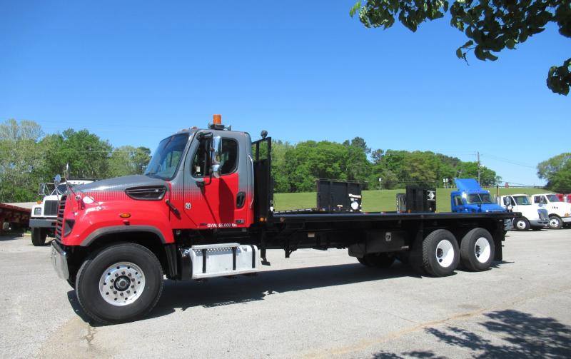 2015 Freightliner 114SD - 15