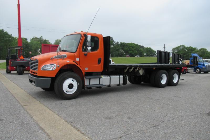 2016 Freightliner BUSINESS CLASS M2 106 - 1
