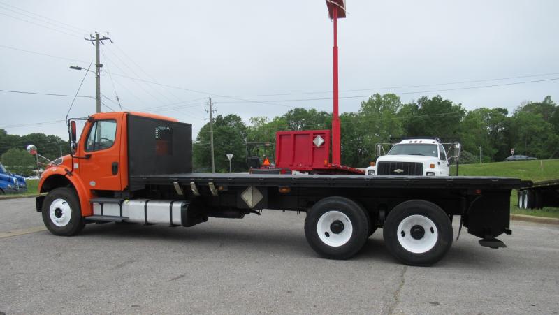 2016 Freightliner BUSINESS CLASS M2 106 - 6