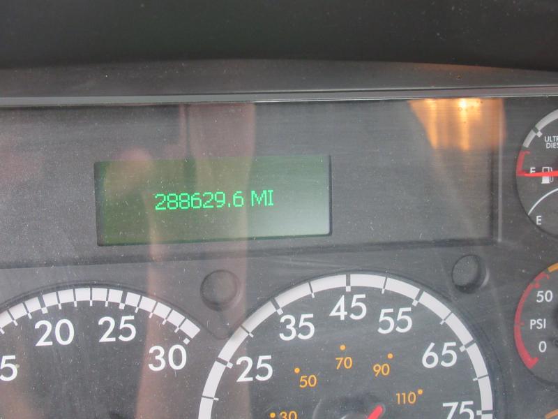 2016 Freightliner BUSINESS CLASS M2 106 - 11