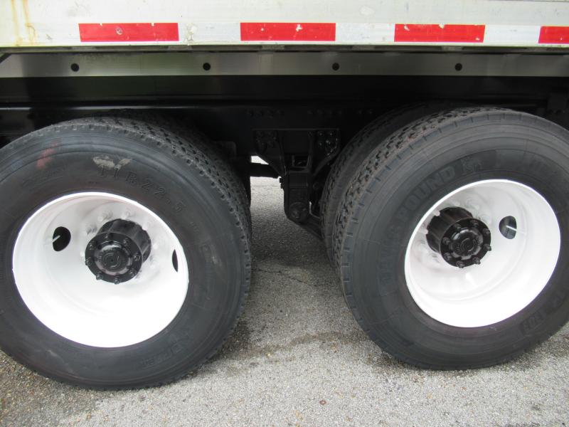 2014 Freightliner 114SD - 15