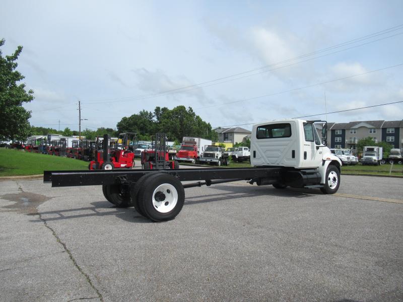 2004 International 4300 SBA - 5