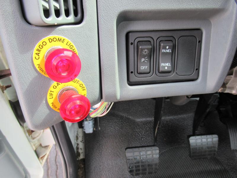 2004 International 4300 SBA - 17
