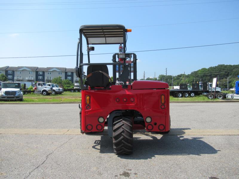 2011 Moffett M55 - 7
