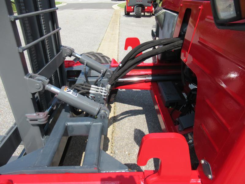 2011 Moffett M55 - 10