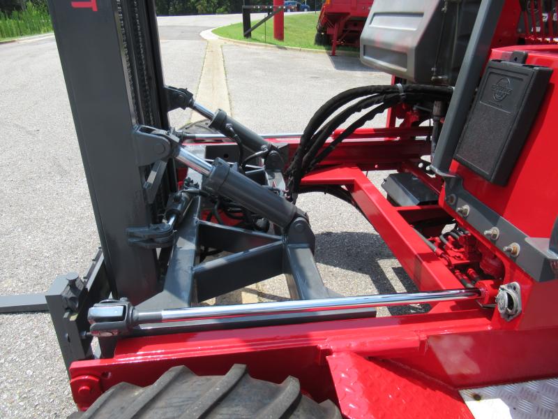 2002 Moffett M5500 - 10
