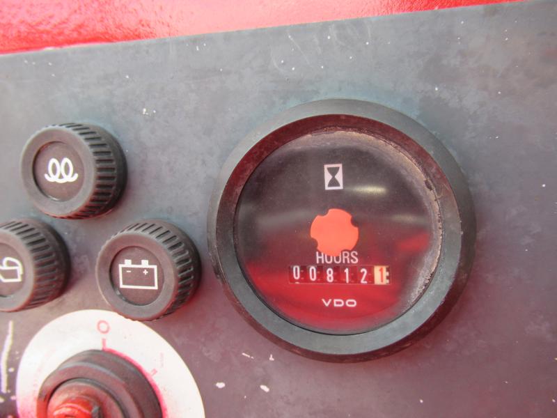 2002 Moffett M5500 - 14