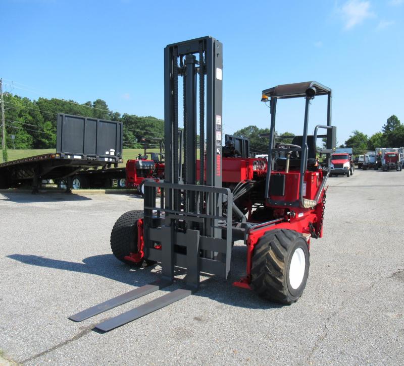 2004 Moffett M5500 - 2