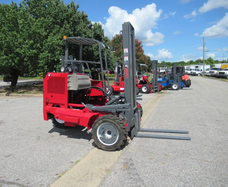 2003 Moffett M5000 4W - 2