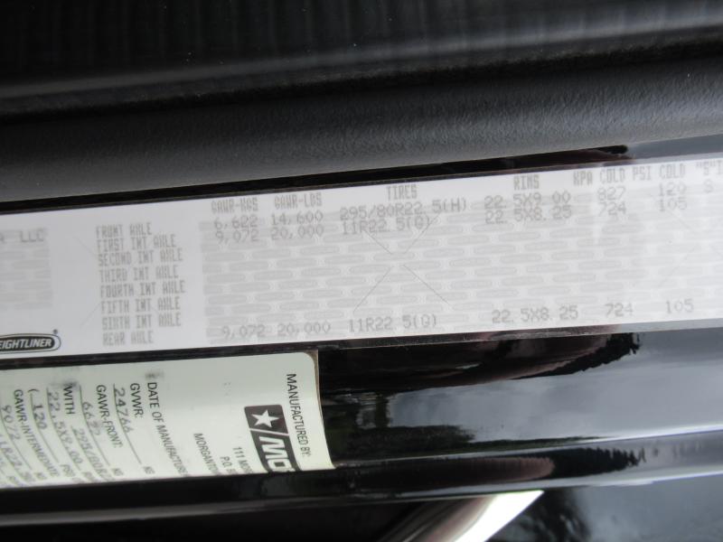 2016 Freightliner BUSINESS CLASS M2 106 - 18