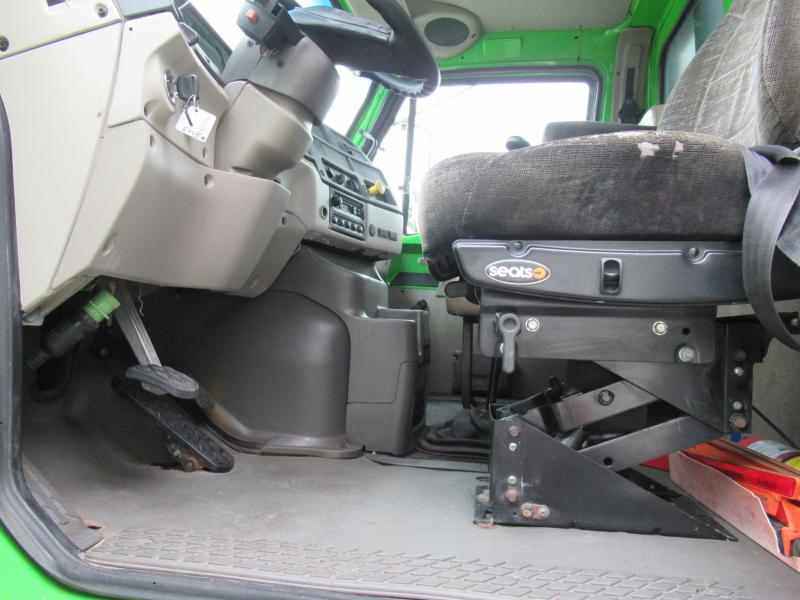 2007 Sterling LT9513 - 7