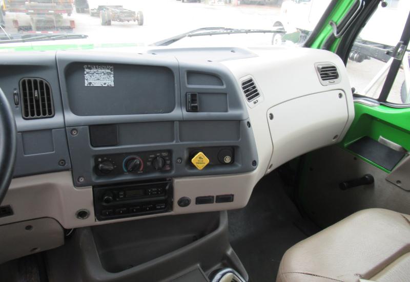 2007 Sterling LT9513 - 9