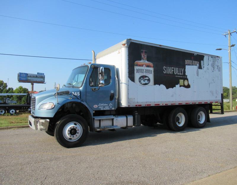 2017 Freightliner BUSINESS CLASS M2 106 - 6