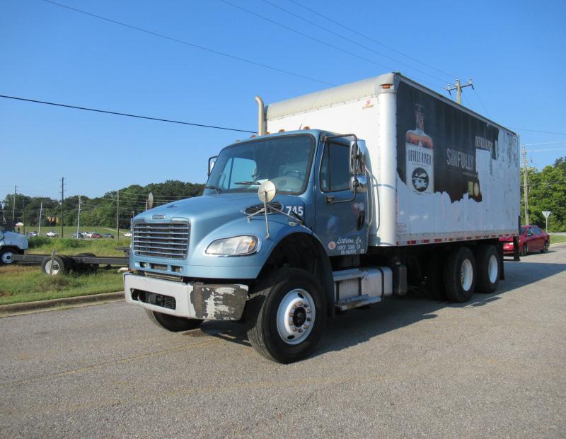 2017 Freightliner BUSINESS CLASS M2 106 - 7