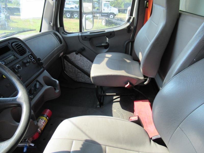 2017 Freightliner BUSINESS CLASS M2 106 - 9