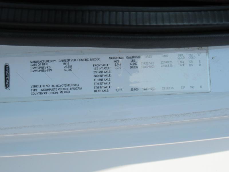 2017 Freightliner BUSINESS CLASS M2 106 - 12