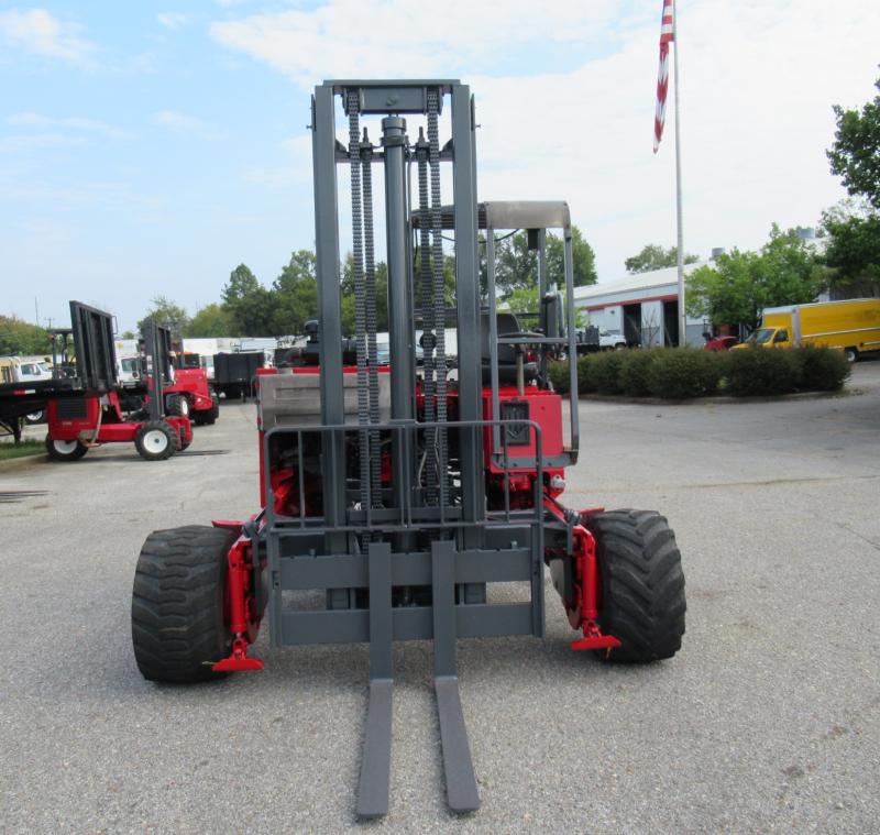 2001 Moffett M5500 - 10