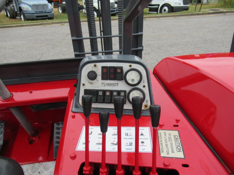 2007 Moffett M55 - 15