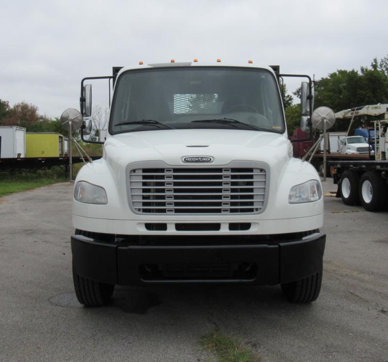 2020 Freightliner BUSINESS CLASS M2 106 - 2