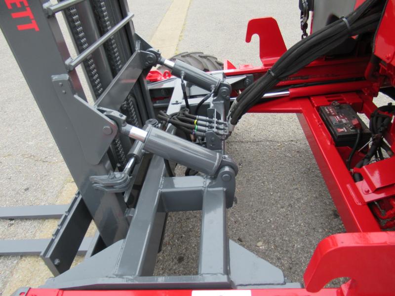 2012 Moffett M55 - 10