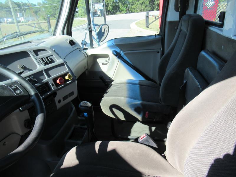 2003 Sterling LT9513 - 13