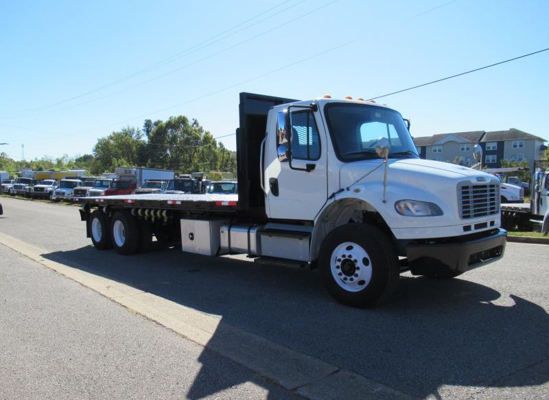 2020 Freightliner BUSINESS CLASS M2 106 - 6