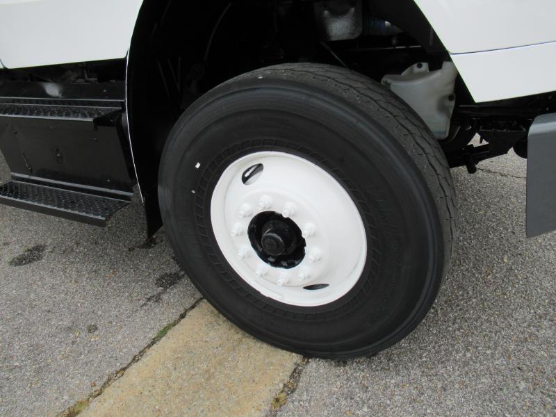 2016 Freightliner BUSINESS CLASS M2 106 - 14