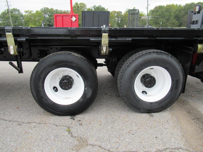 2014 Peterbilt 365 - 13