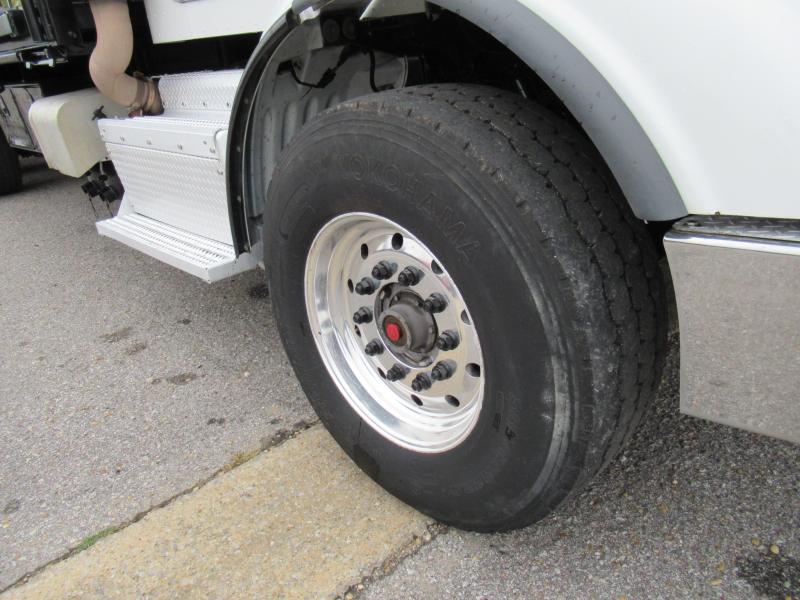 2014 Peterbilt 365 - 15