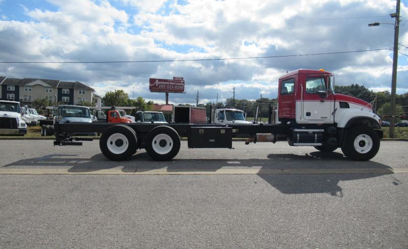 2007 Mack CV713 - 7