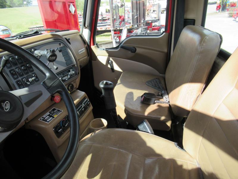2007 Mack CV713 - 13