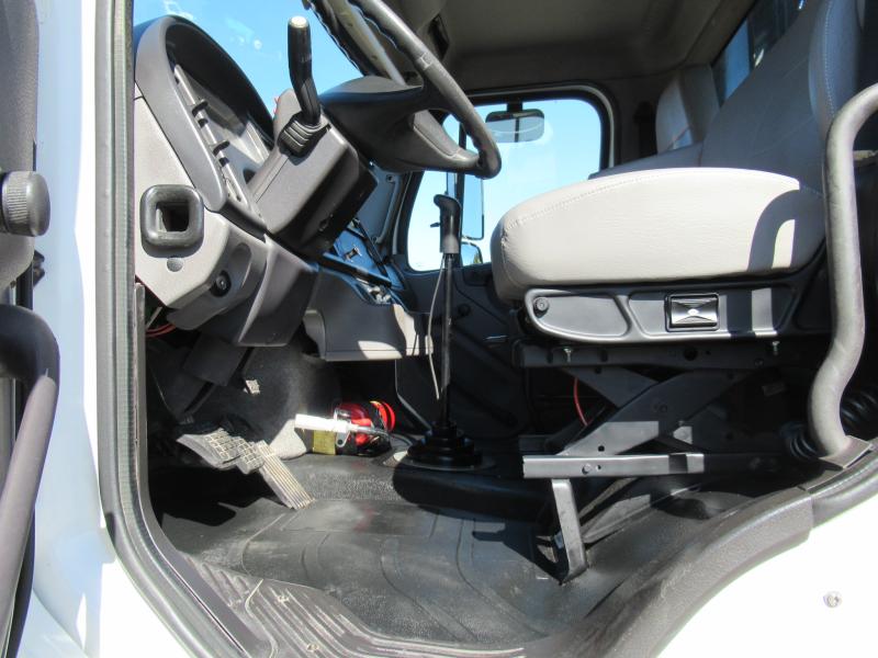 2019 Freightliner BUSINESS CLASS M2 106 - 12