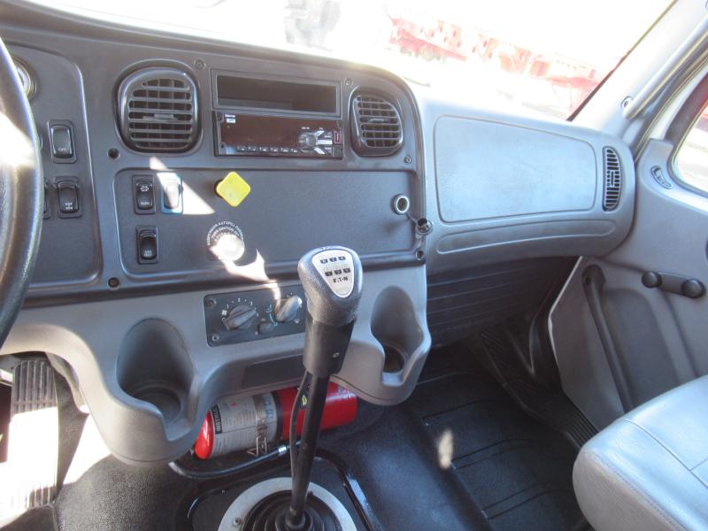 2019 Freightliner BUSINESS CLASS M2 106 - 16