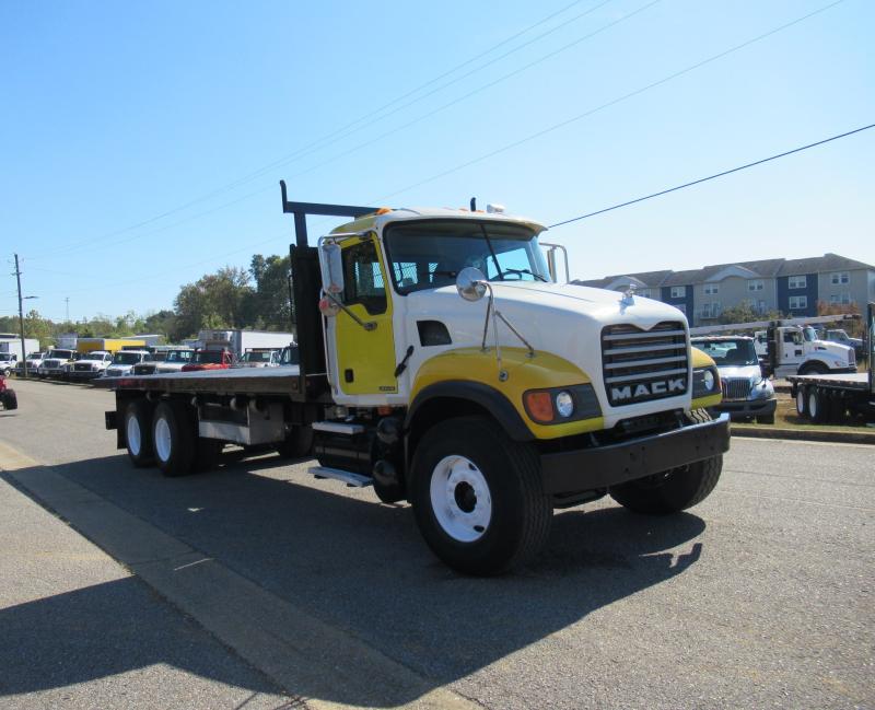 2005 Mack CV713 - 6