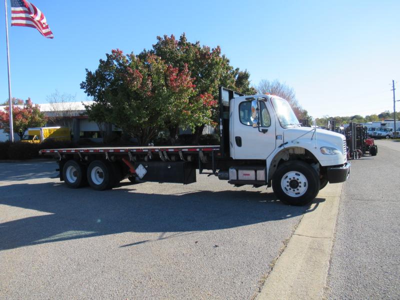 2018 Freightliner BUSINESS CLASS M2 106 - 6