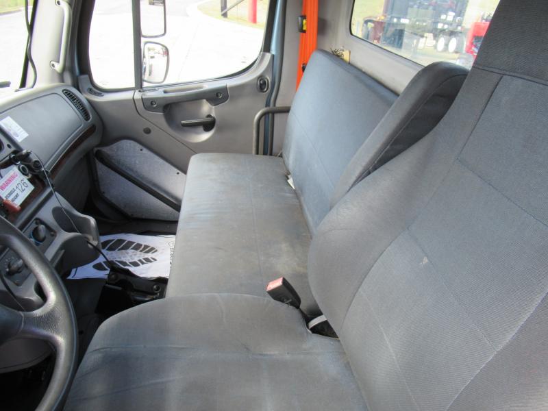 2015 Freightliner BUSINESS CLASS M2 106 - 11